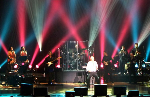 On Tour w/ Multi-Personality Engelbert Humperdinck